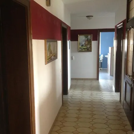 Appartement Spacious Near Linz, Wels & Marchtrenk