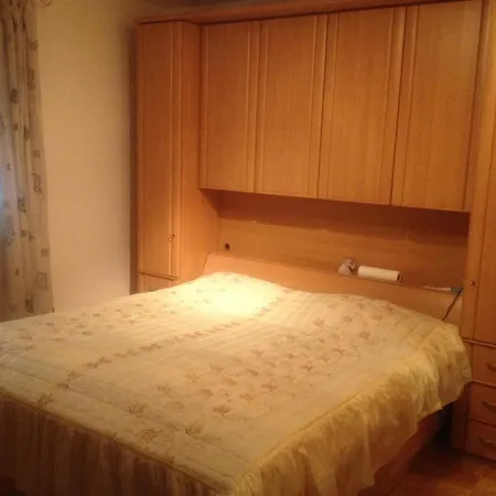 Spacious Near Linz, Wels & Marchtrenk